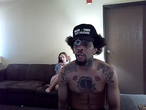 thefreakscomeoutatnight online show from May 15, 8:22 pm