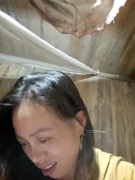 Tuyet xx online show from October 7, 5:17 pm