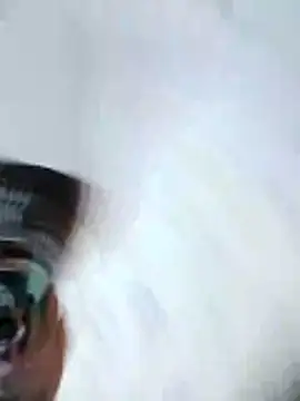 misteriosabb000 online show from March 21, 1:10 am