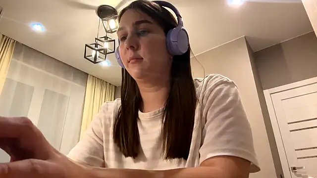 Snapshot of RoseRossi chatting on October 13, 12:41 pm RoseRossi online show from October 13, 12:41 pm