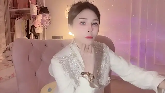 Titi-175 online show from December 17, 12:31 pm