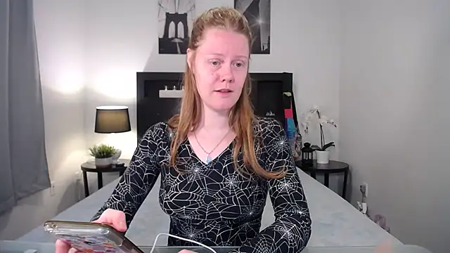 naughtyfox89 online show from March 6, 3:01 am