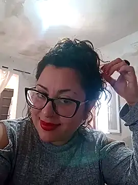 PutaAma420 online show from October 6, 2:45 pm