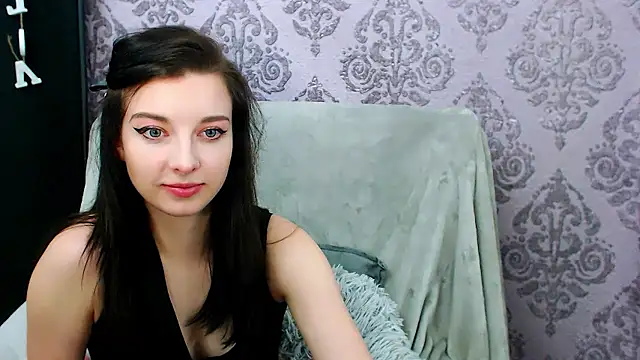 DominantLuna online show from January 15, 10:05 pm