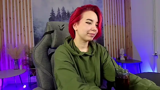 MarcelineChi online show from December 1, 5:44 am