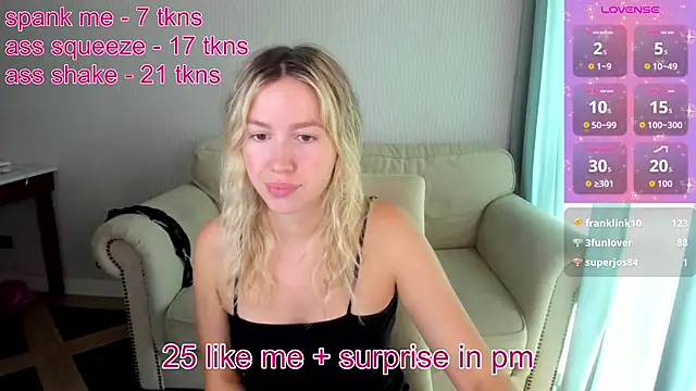 stefany and bettany online show from March 20, 8:08 am