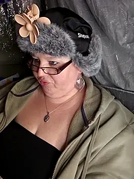 Budd Bunney online show from December 3, 3:42 am