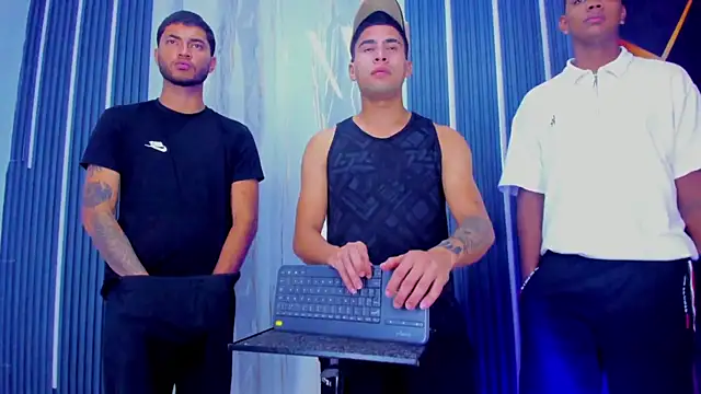 The Boy King online show from December 4, 3:13 pm