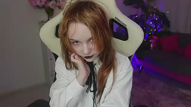 Staymonica online show from February 4, 1:25 pm