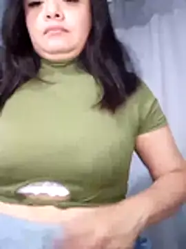 EmmaKors  online show from December 15, 10:59 pm