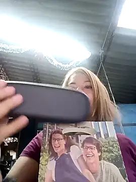 vicoria 09 online show from November 7, 9:42 pm