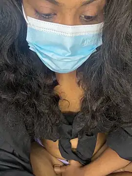 SukiyamaAsia online show from November 27, 4:15 am