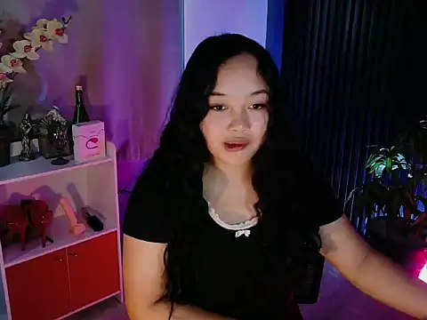 UrFavouriteCravings online show from February 11, 2:15 am