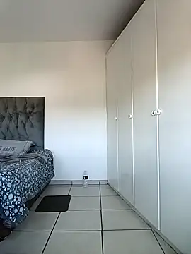 MissBubbles04 online show from October 16, 2:20 pm