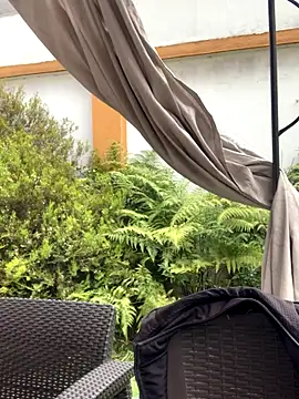 Snapshot of LunaMartinez_Pink chatting on October 8, 5:17 pm LunaMartinez Pink online show from October 8, 5:17 pm