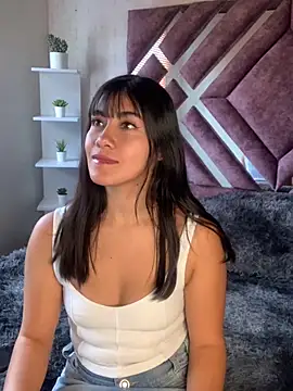 Snapshot of LunaMartinez_Pink chatting on October 1, 2:33 pm LunaMartinez Pink online show from October 1, 2:33 pm