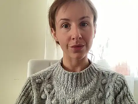 SweetblueberryXx online show from October 17, 1:36 pm