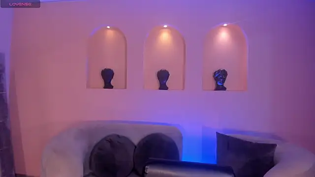 EmilyJohnsonX1 online show from October 21, 4:05 am