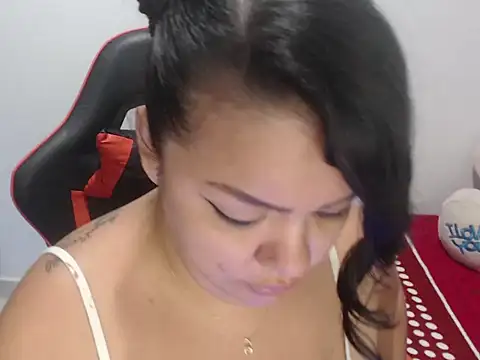 emily sexxx online show from October 23, 9:26 am