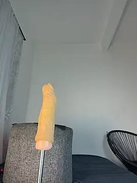 MerliaSsomer online show from April 14, 12:49 pm