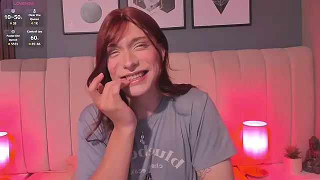 DaimondPink online show from October 30, 3:20 am