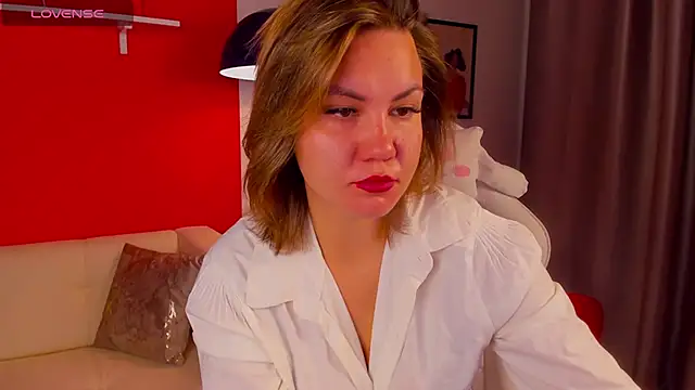 AriaEven online show from November 25, 9:22 am