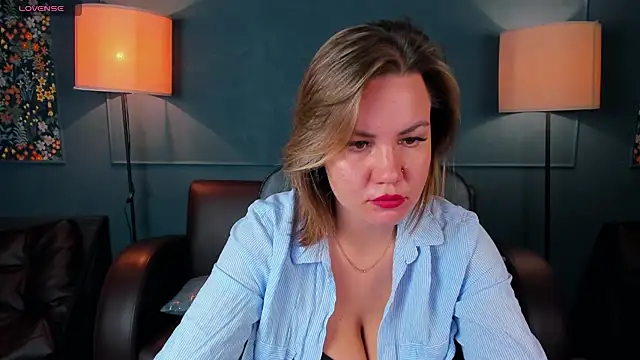 AriaEven online show from December 4, 9:44 am