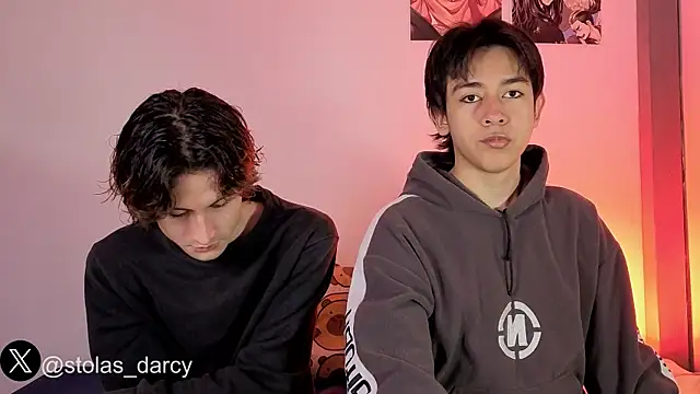 Darcy and Stolas online show from April 12, 1:47 pm