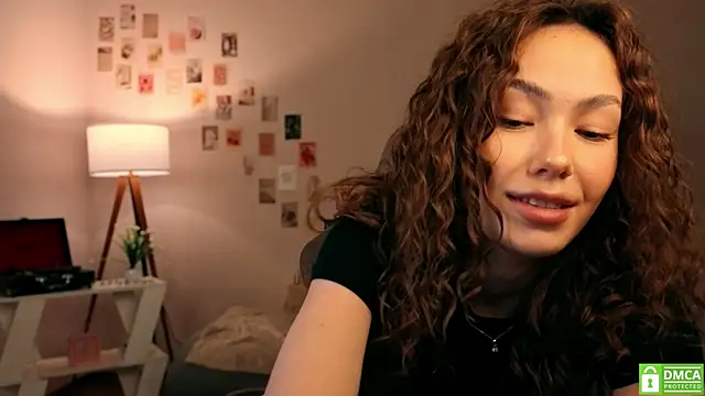 branchwithflowerss online show from November 11, 12:35 pm