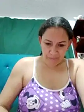 Snapshot of adelgey_michell chatting on October 13, 10:23 pm adelgey michell online show from October 13, 10:23 pm