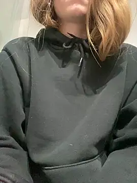 pleasedontpressaredburton online show from February 21, 12:22 am