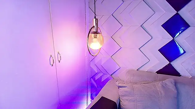 Matti sofia  online show from November 18, 7:15 pm