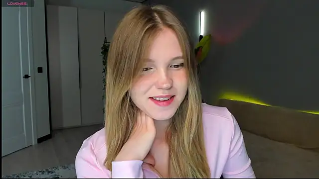 linakorvin online show from April 13, 1:12 pm