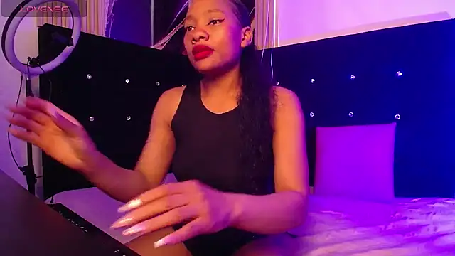 Charlotte ebony  online show from October 7, 1:04 pm