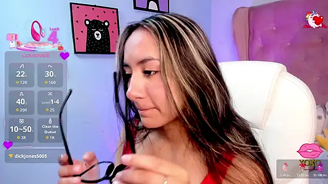 Vanelope evanss online show from October 19, 12:40 pm