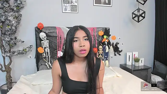 Nahomycarterr online show from November 2, 7:39 pm