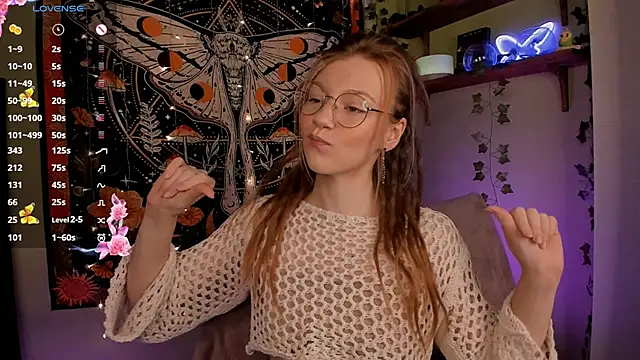 lyra thenymph online show from November 6, 12:05 am