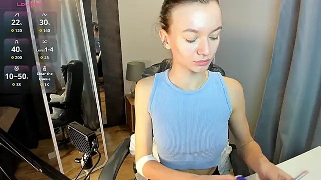 EvaToniz online show from November 13, 1:04 am