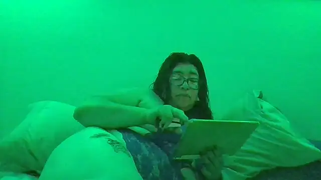 Foxxxy08 online show from November 4, 6:29 am