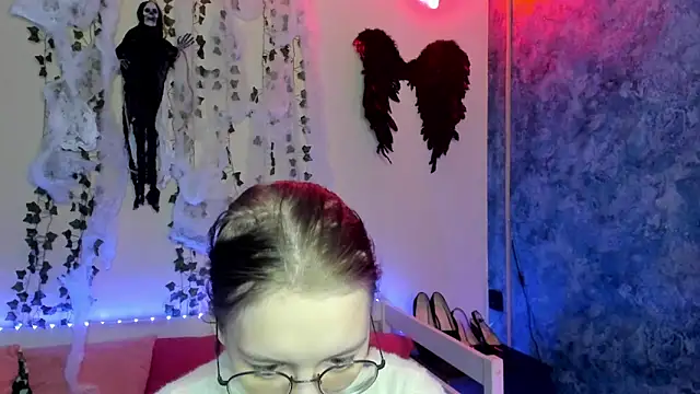 shy elina01 online show from October 30, 9:22 am