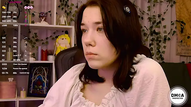 Kelly foox online show from February 26, 11:31 am