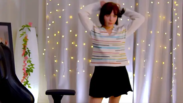 Kelly foox online show from October 10, 9:25 am