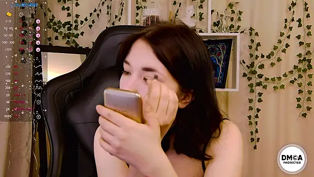 Kelly foox online show from January 19, 12:23 pm