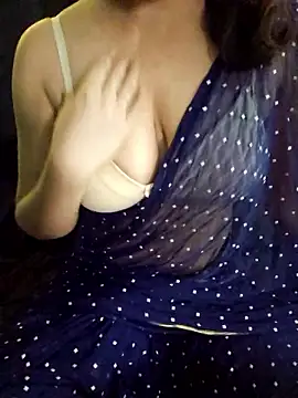 Snapshot of mohini_sen chatting on October 10, 6:46 pm mohini sen online show from October 10, 6:46 pm