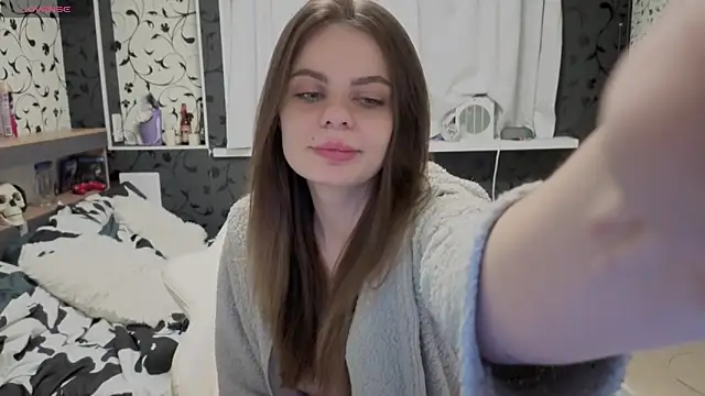 xAlisontiny online show from March 5, 12:39 am