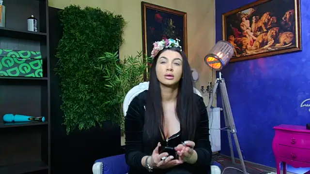 nicolepalmer online show from March 27, 10:38 am