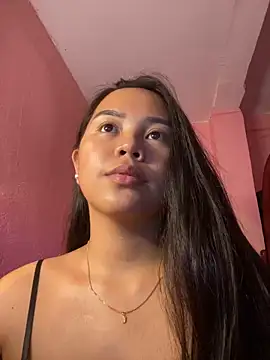 Funtasee Andi online show from March 27, 8:20 pm