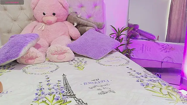 SoofiKiss online show from March 12, 8:44 pm