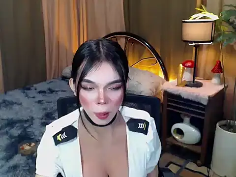 TWINKTRANSSHANEL online show from October 30, 12:46 am