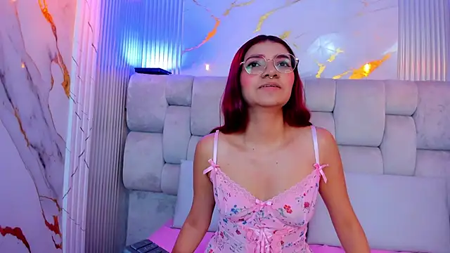 KiraRuby online show from October 9, 1:54 am